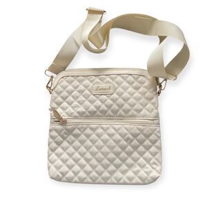 Lovevook Quilted Ivory Crossbody Bag with Adjustable Strap. Medium Size.